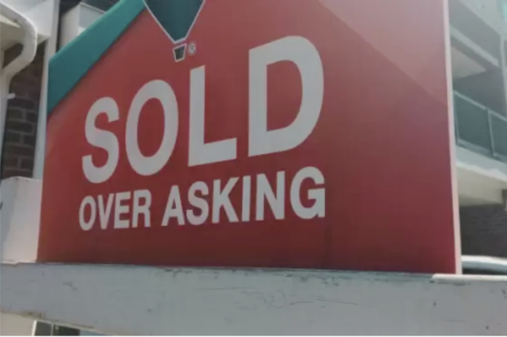 Canadian Home Sales Rose Again in August, Signs of Market Recovery Emerging
